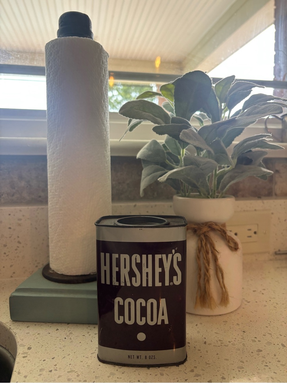 Vintage Hershey’s Cocoa Tin - Brown 8 oz